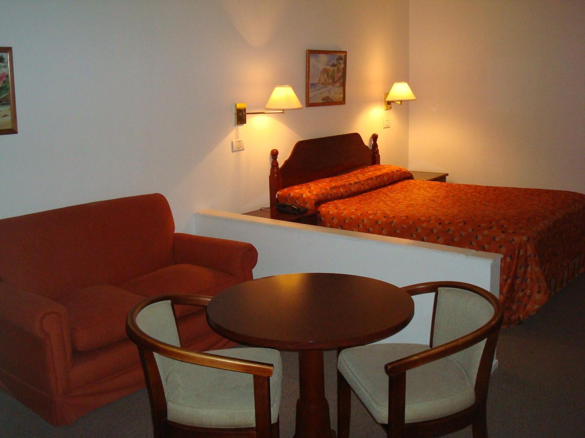 Family Inn San Rafael  Luaran gambar